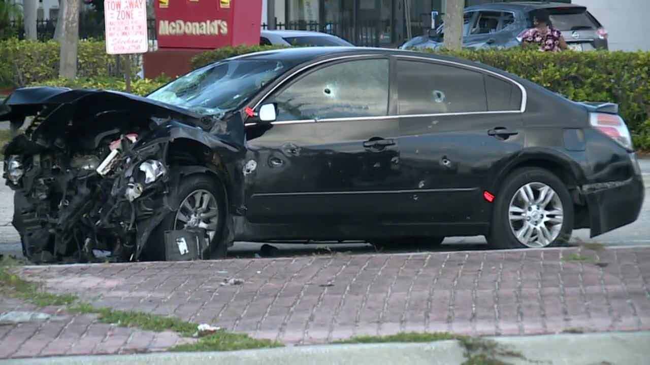 3 hurt after brazen shooting, crash on busy West Palm Beach street
