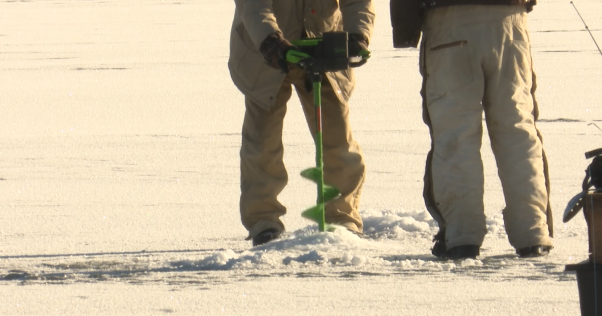Tips to stay safe and dry while ice fishing - Vimarsana News