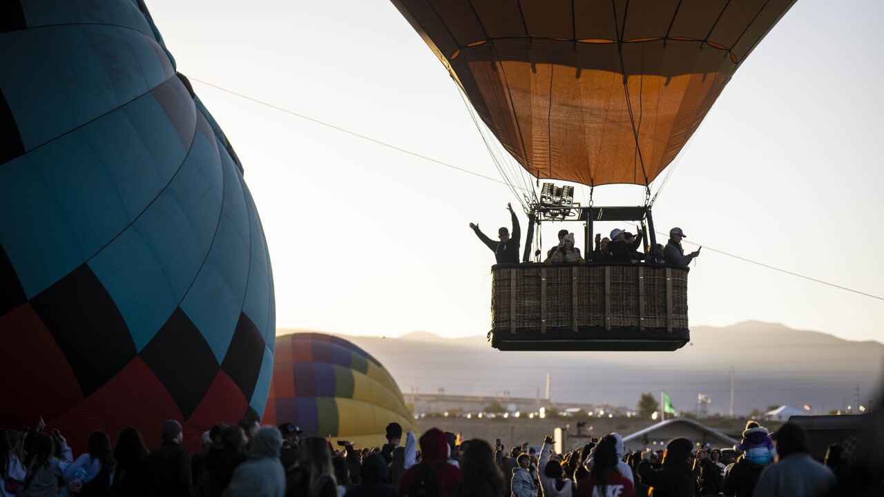 Albuquerque International Balloon Fiesta Brings Colorful Displays To albuquerque-international-balloon-fiesta-brings-colorful-displays-to