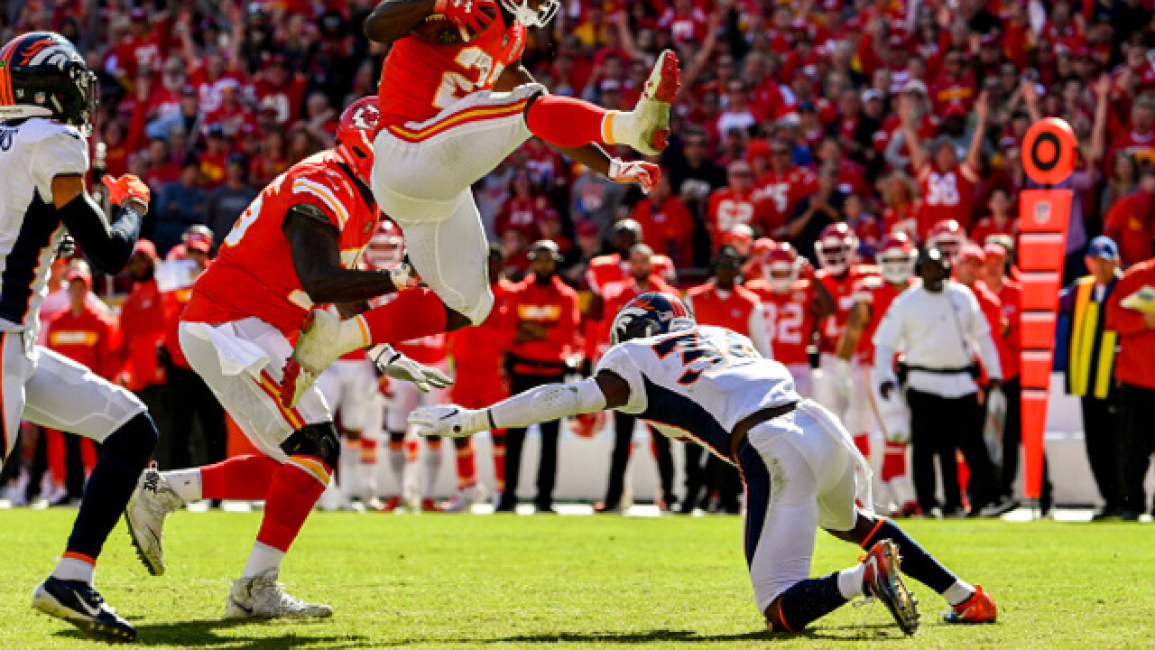Kareem Hunt buys Browns tickets for former team
