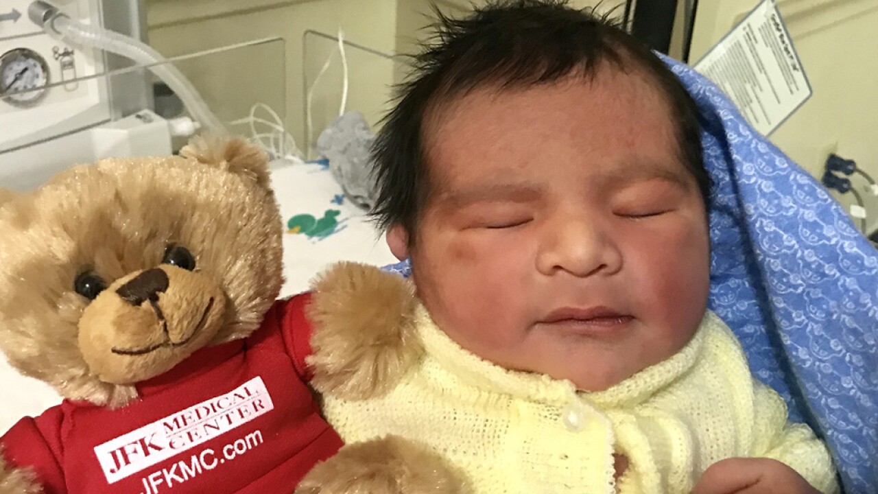 JFK Medical Center welcomes first baby of 2019 in Palm ...