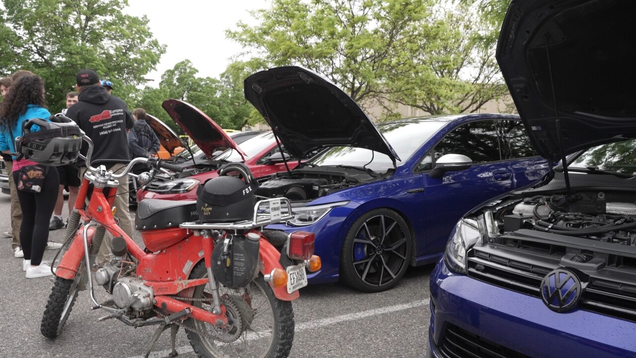 carclub8_2.18.1.jpg