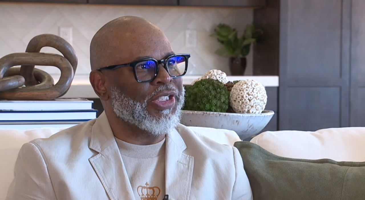 Las Vegas air traffic controllers face severe staffing shortage