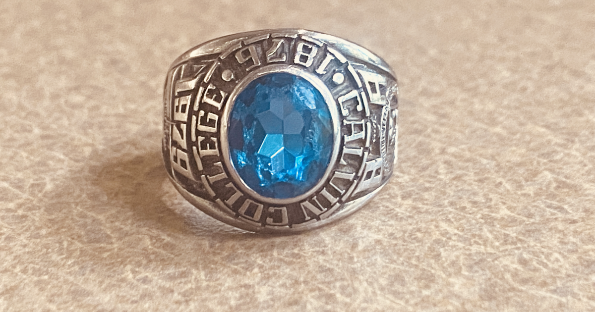 Calvin alum reunited with missing class ring 44 years later - Vimarsana News
