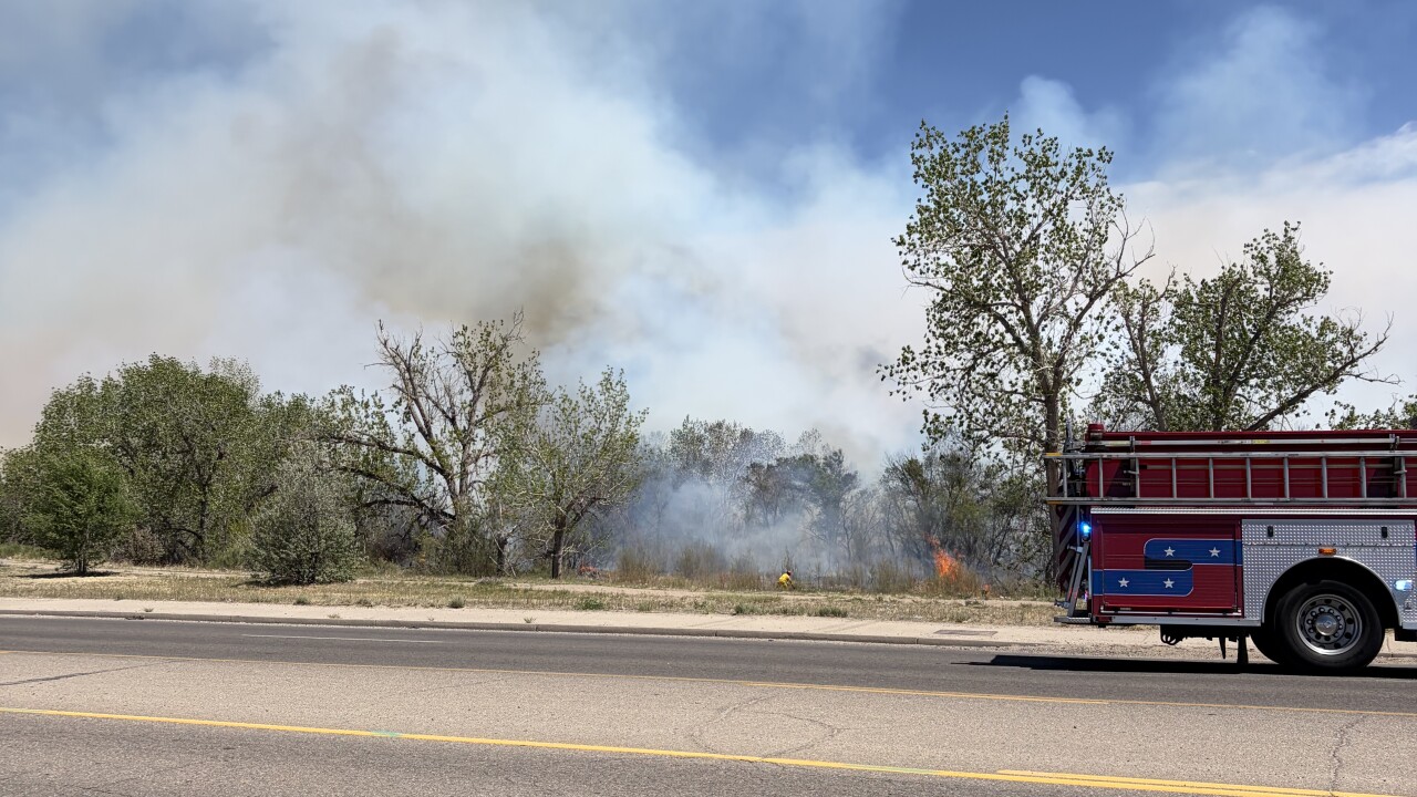 Pueblo Fire Responds to Fountain Creek Fire