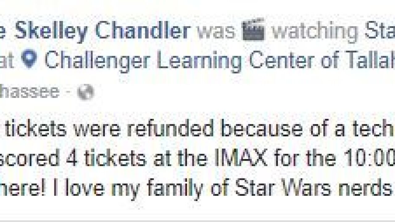 Star Wars: The Last Jedi draws fans, but some aren't happy2