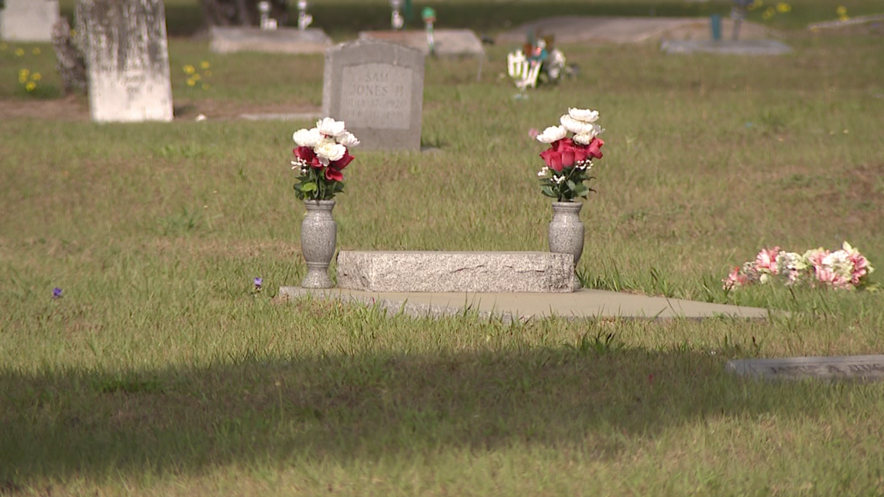 Memorial Park Cemetery 3.png