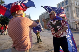 Trump supporter argues with Biden supporter in Pennsylvania