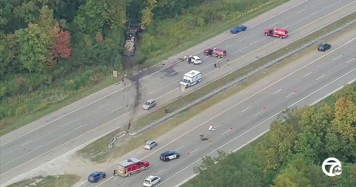 1 asesinado en un choque en US-23 en Ann Arbor, obligando a Freeway a cerrar durante horas