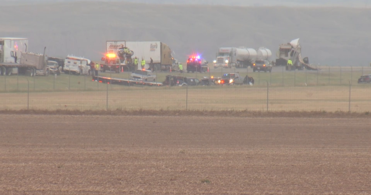 Sheriff identifies 6 people who died in I90 crash near Hardin