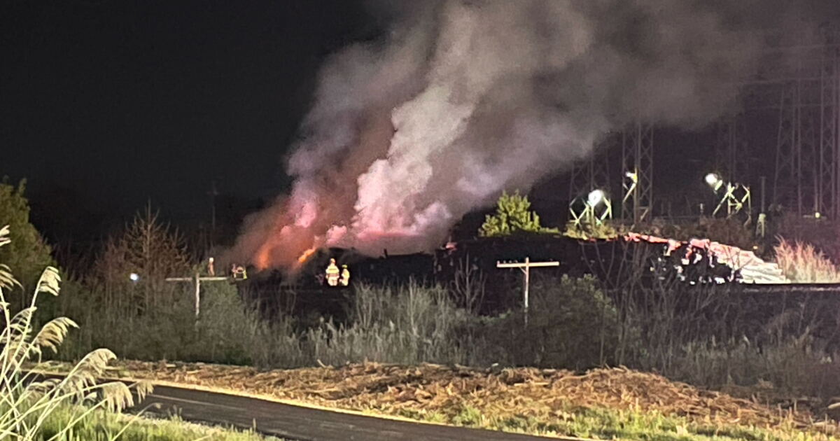 Officials investigating fire near railroad tracks in Lawrenceburg - Vimarsana News