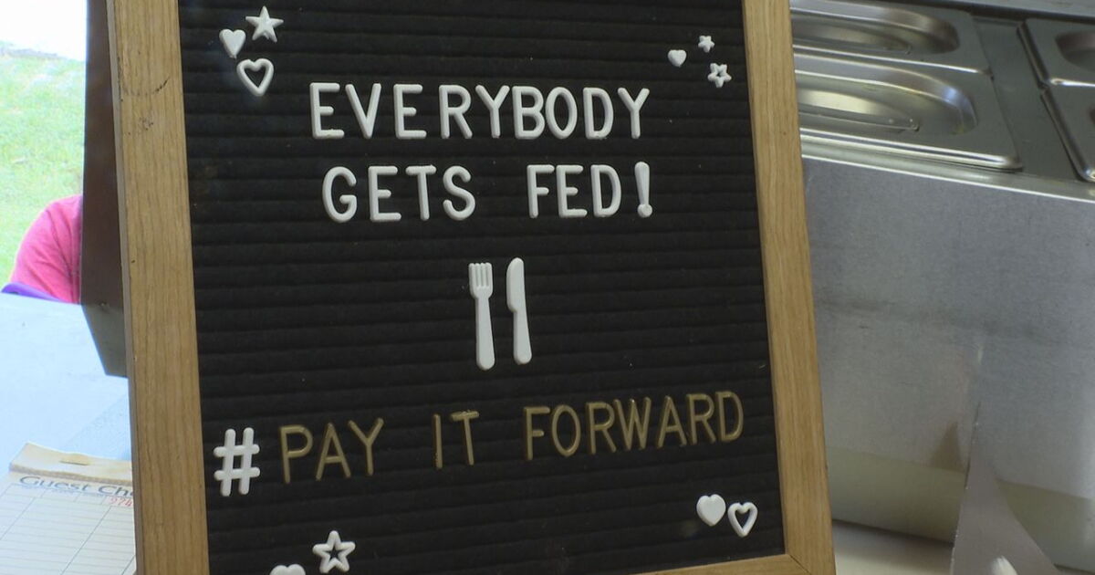 Local food truck pays it forward - Vimarsana News