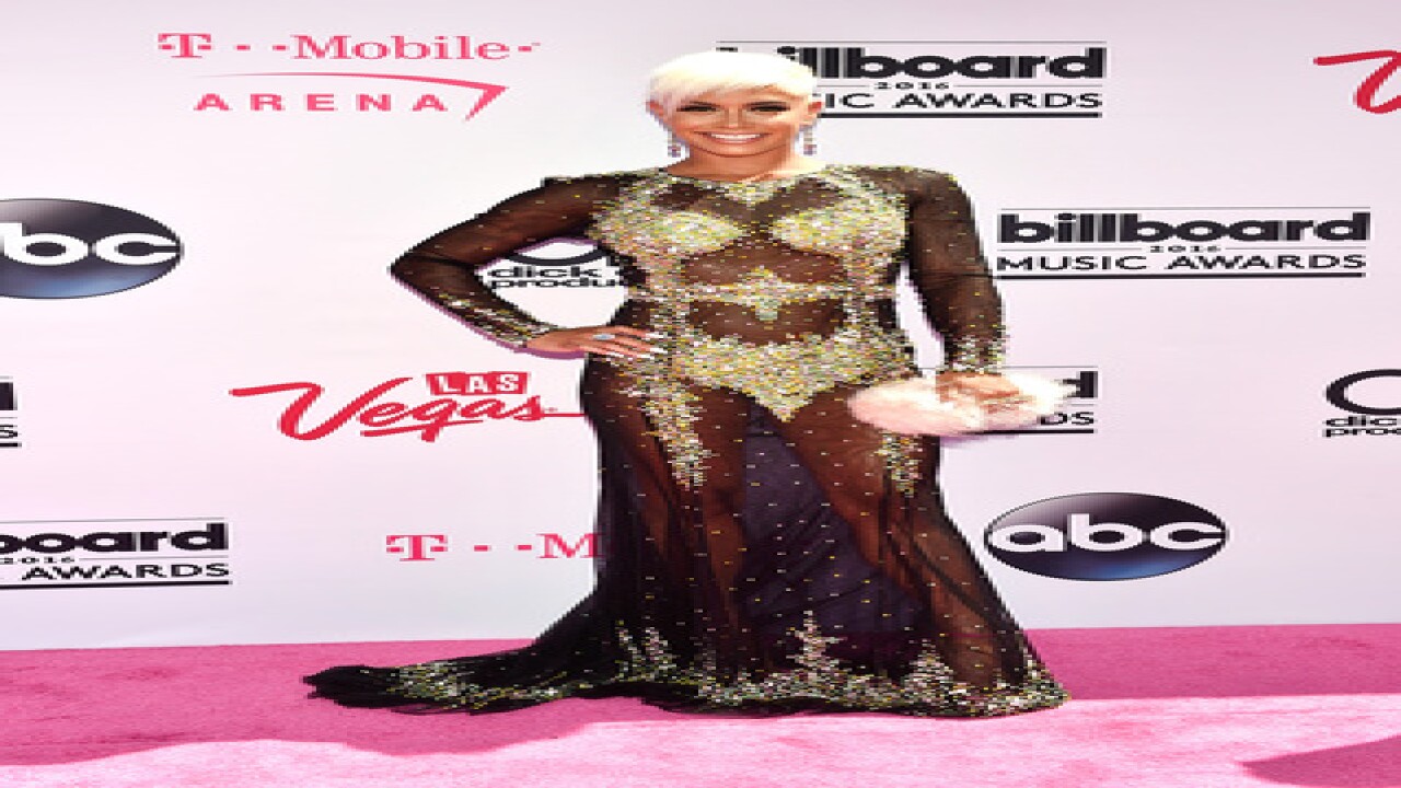 See best, worst looks from BBMA magenta carpet