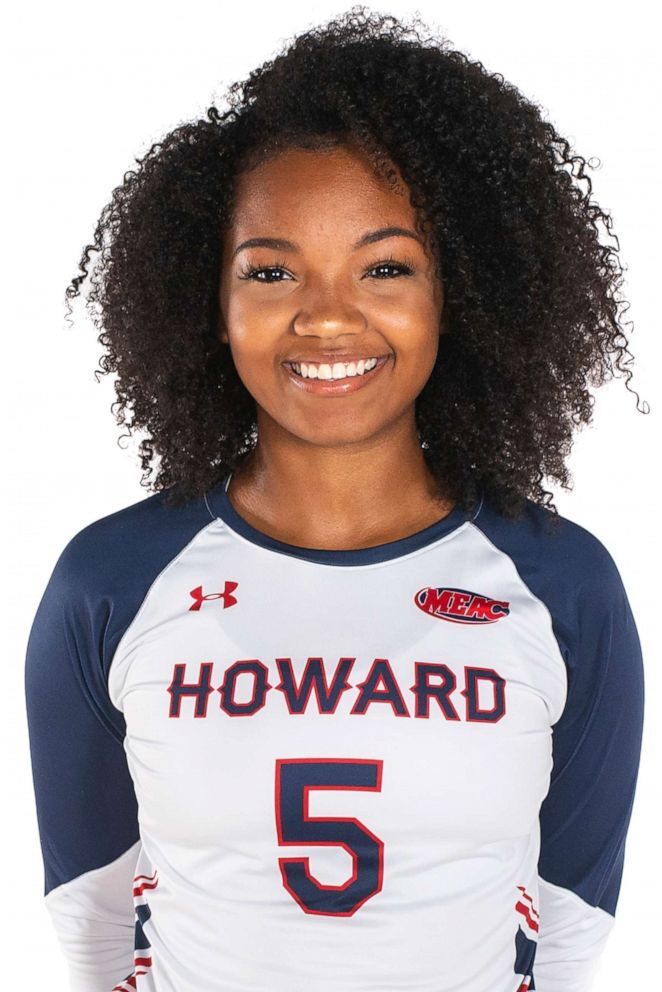 jurnee-farrell-03-ht-jt-191202_hpEmbed_2x3_992.jpg