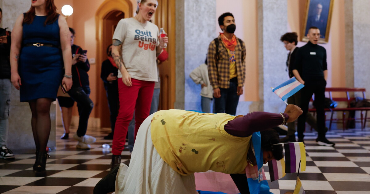 Ohio lawmakers pass bill to ban trans youth from gender-affirming care - Vimarsana News