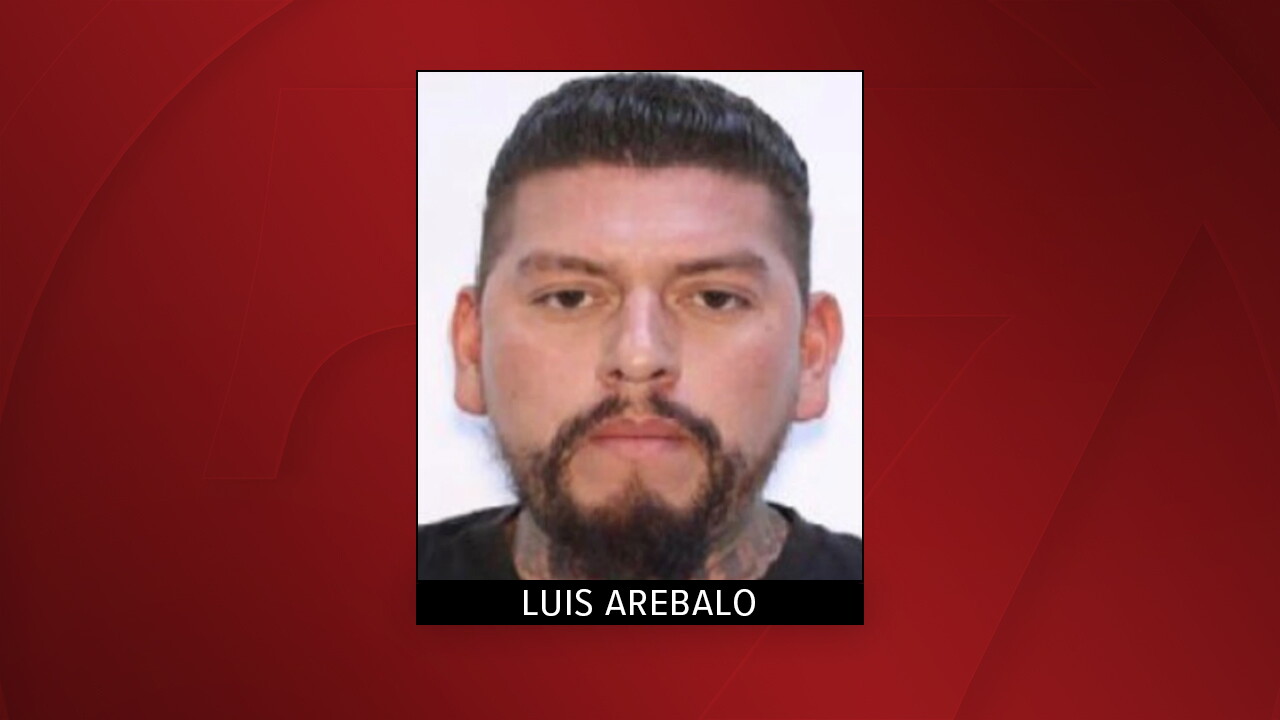 Luis Arebalo_mug.jpg