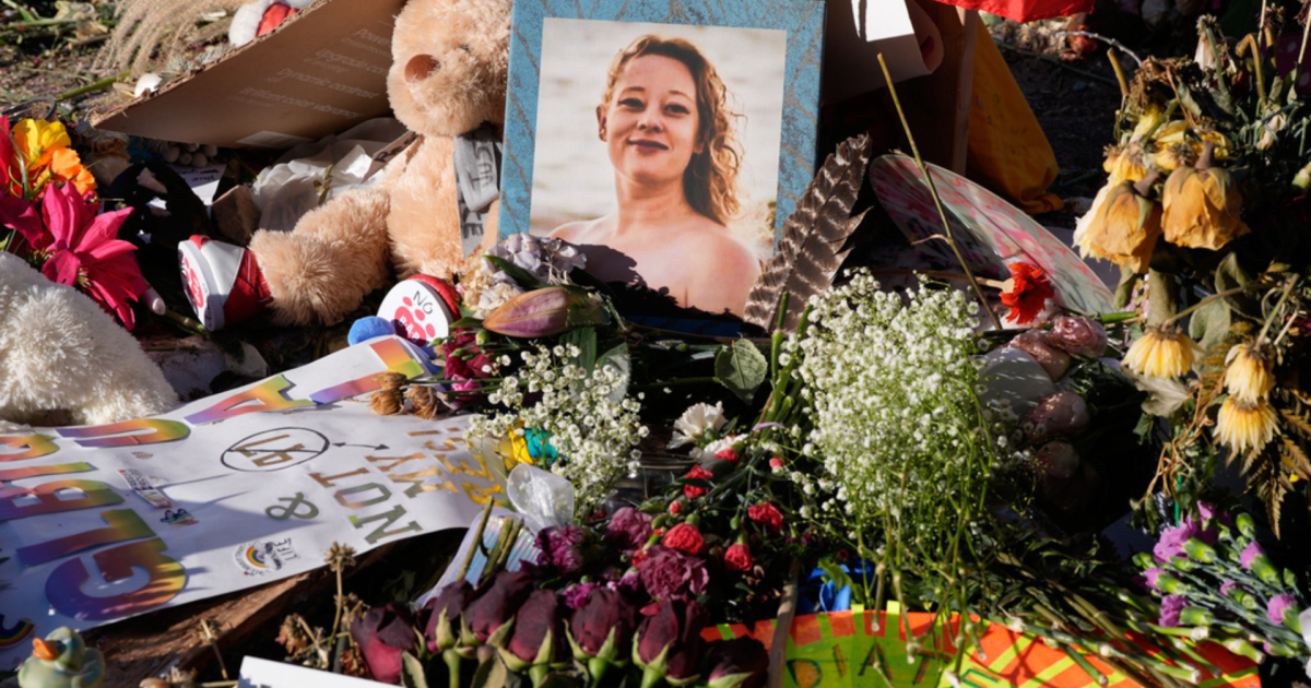 Renee Good's family sues US government, immigration officials over her killing
