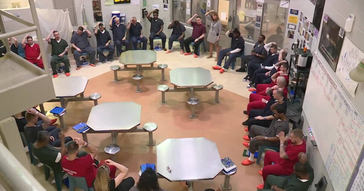 Why are so few former inmates receiving treatment for substance abuse disorders? - Vimarsana News