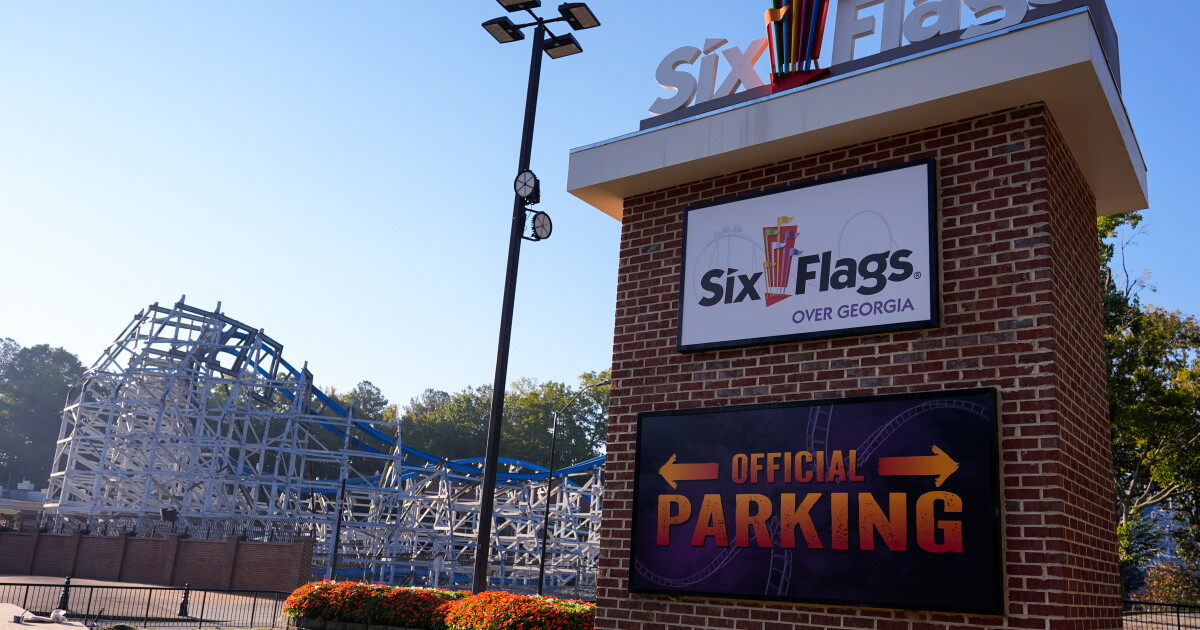Police: Rider was ejected from Georgia roller coaster before falling to his death