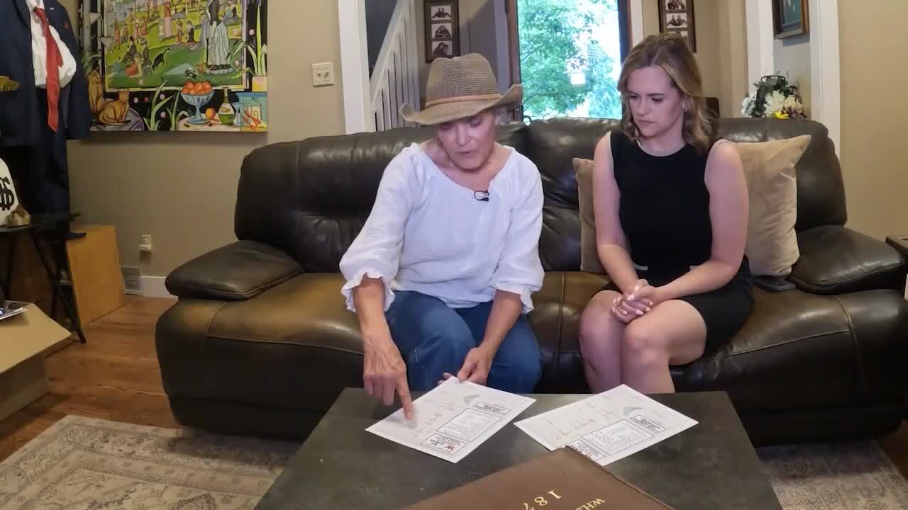 Parker No Kings protest.jpg