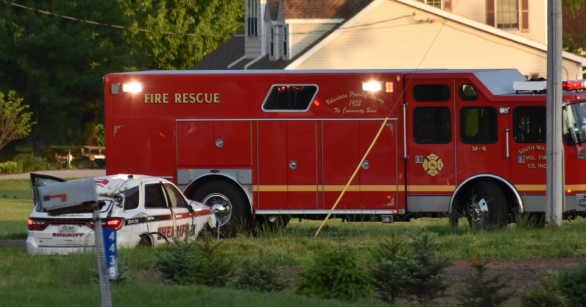 Niagara County Sheriff's Deputy involved in rollover crash