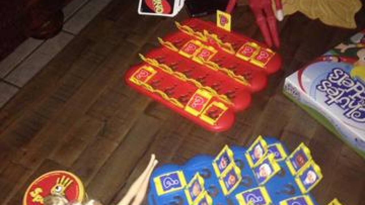 2016 Elf on the Shelf Photos & Ideas