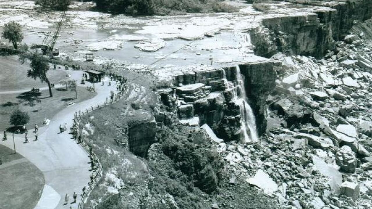Images of the water turned off at Niagara Falls