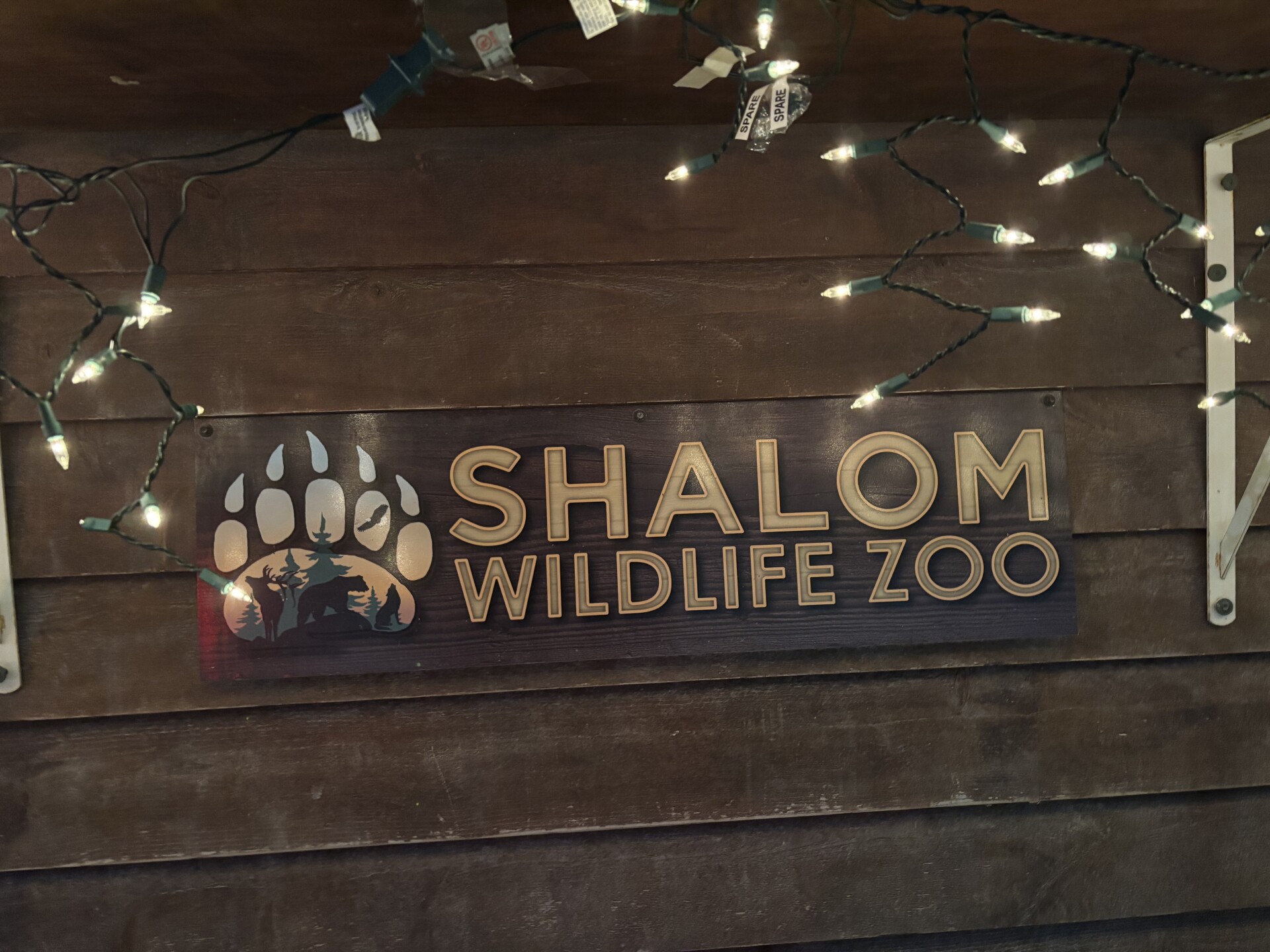 Town of Farmington unanimously approves zoning amendment favoring Shalom Wildlife Zoo amid ongoing lawsuit