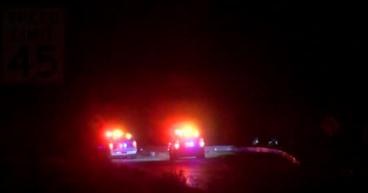 Family of five hurt in overnight car crash in north Phoenix