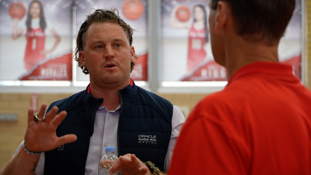 2005 Ray alum and Super Bowl champion Clint Gresham