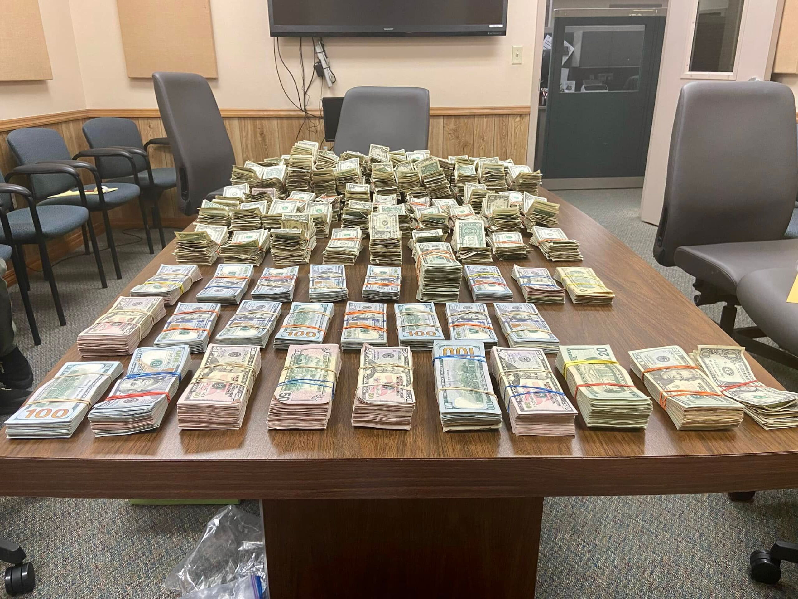 Sheriff's Office seizes more than 4,500 grams of drugs, $245,476 in ...