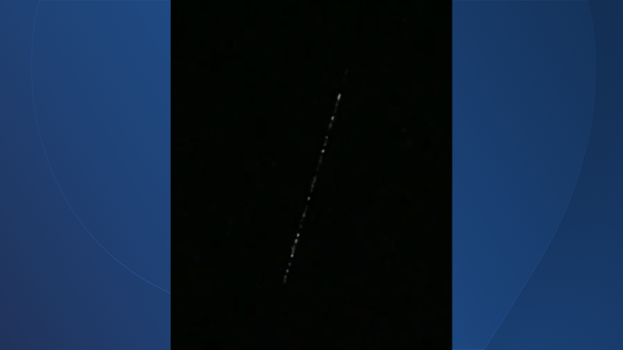 String of lights spotted in sky connected to Starlink satellite