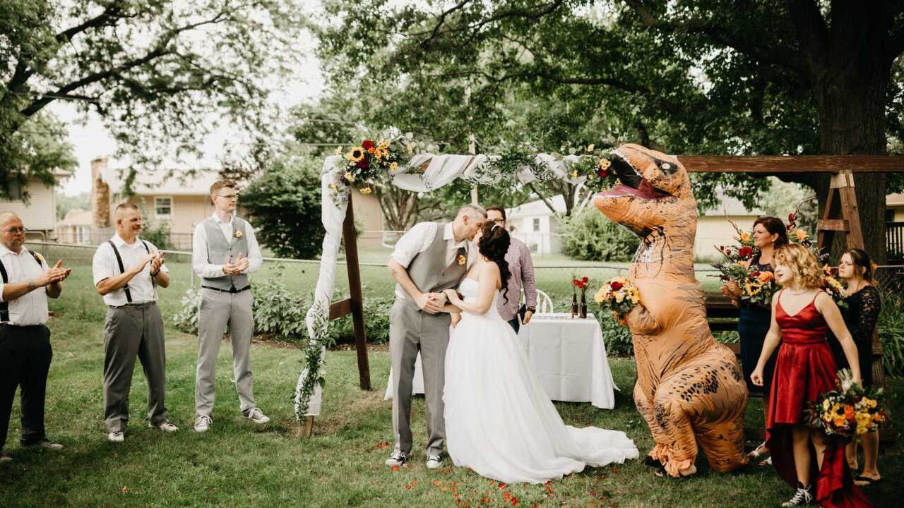 t-rex3.jpg