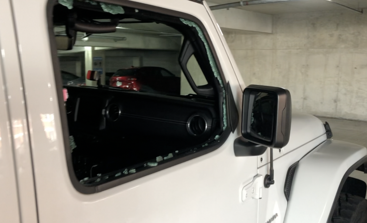 Jeep shattered window