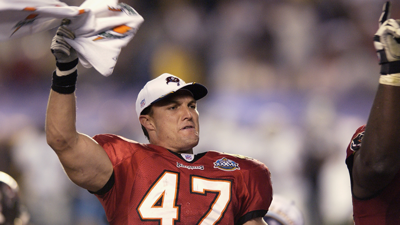 Bucs legend John Lynch named Pro Football Hall of Fame finalist for 2020 class Bucs legend John Lynch named Pro Football Hall of Fame finalist for 2020 class
