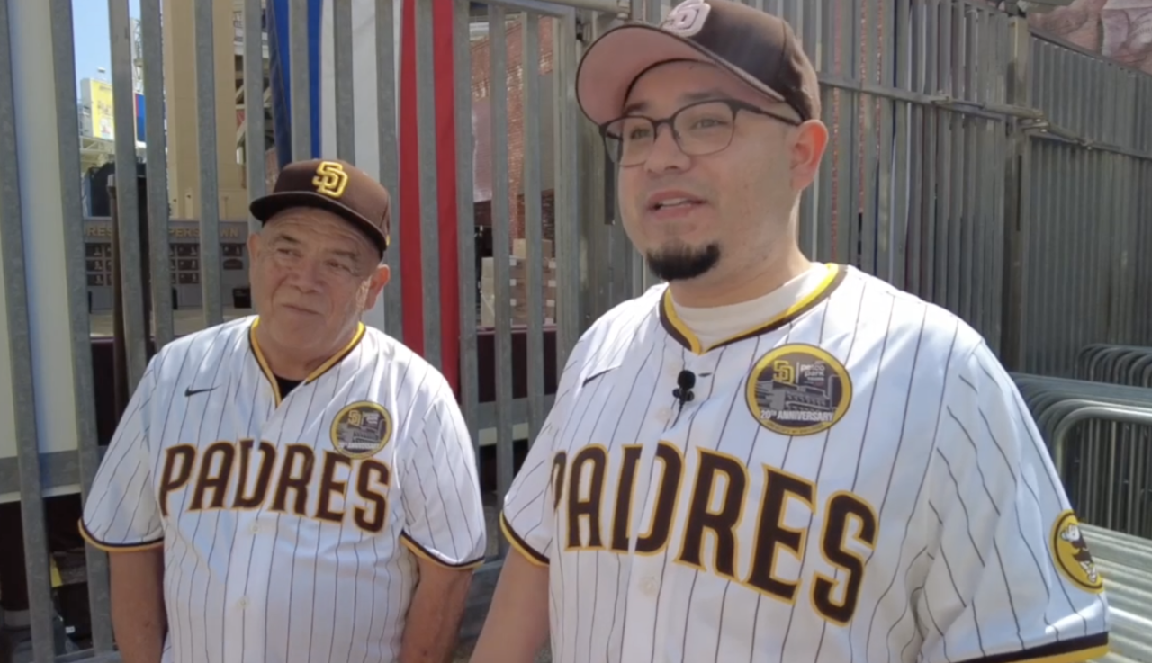 brian uribe padres fans