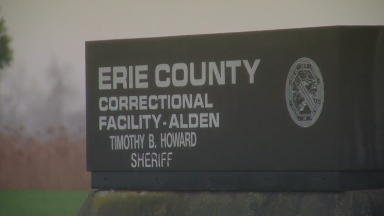 Loss of microwave sparks standoff with inmates, union