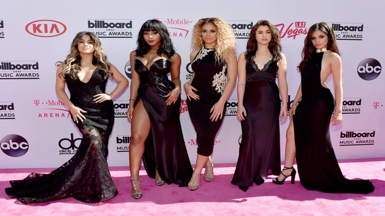 See best, worst looks from BBMA magenta carpet