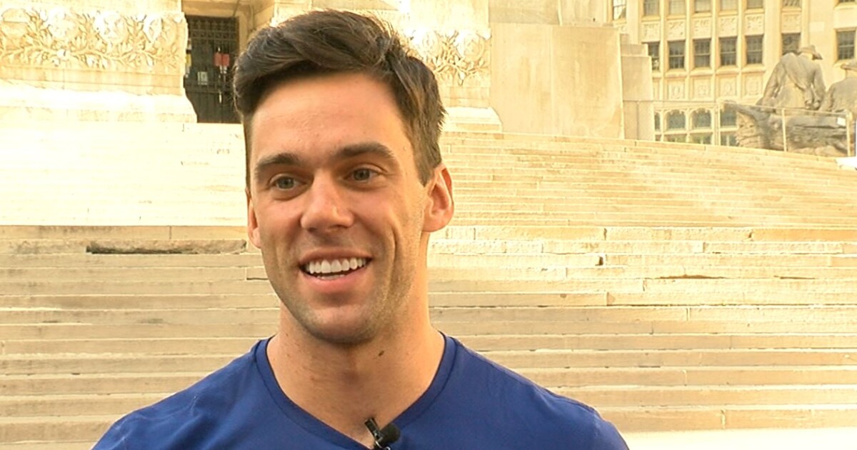 Man running 50 marathons in 50 states for veterans, holds 32nd marathon in Indianapolis