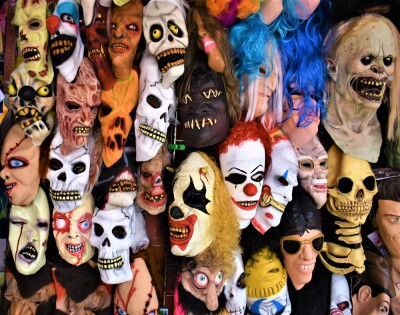 A,Lot,Of,Halloween,Masks,For,Sell