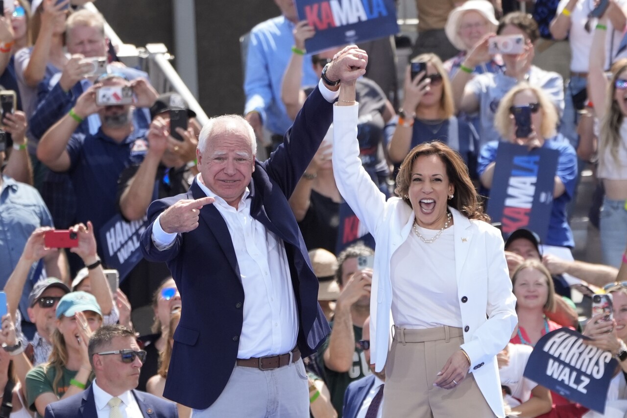 Kamala Harris
Tim Walz