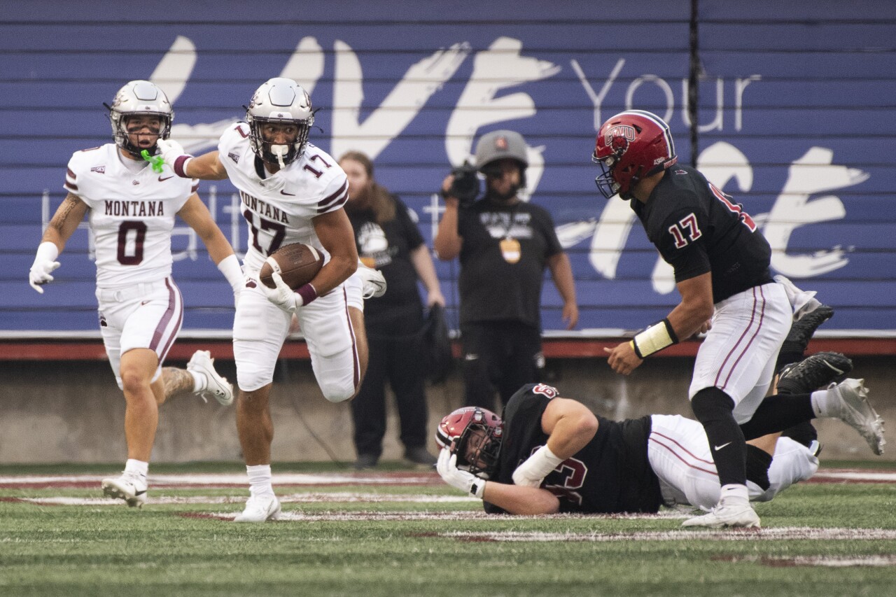 Montana Grizzlies versus Central Washington