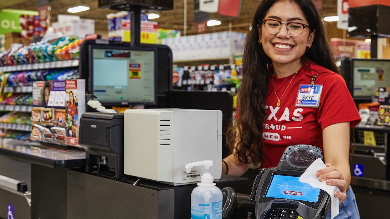 HEB announces largest pay increase in its history for all partners