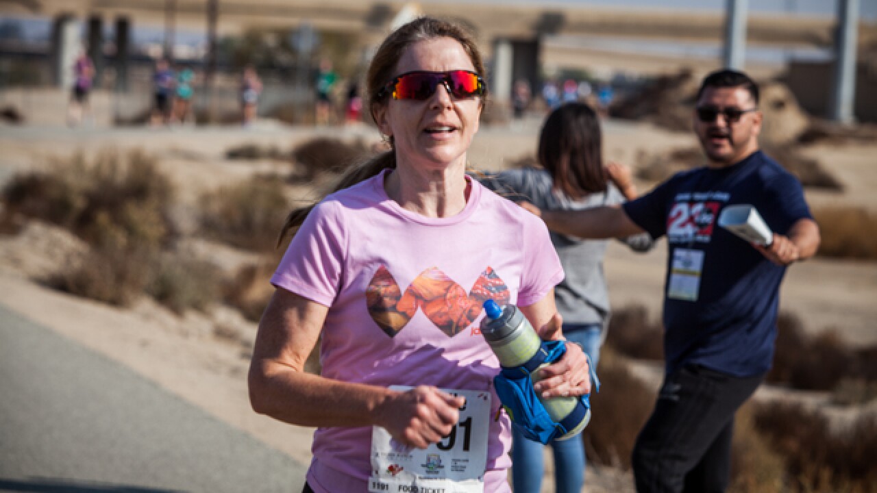 Photos: Bakersfield Marathon Mile 10 and Mile 23