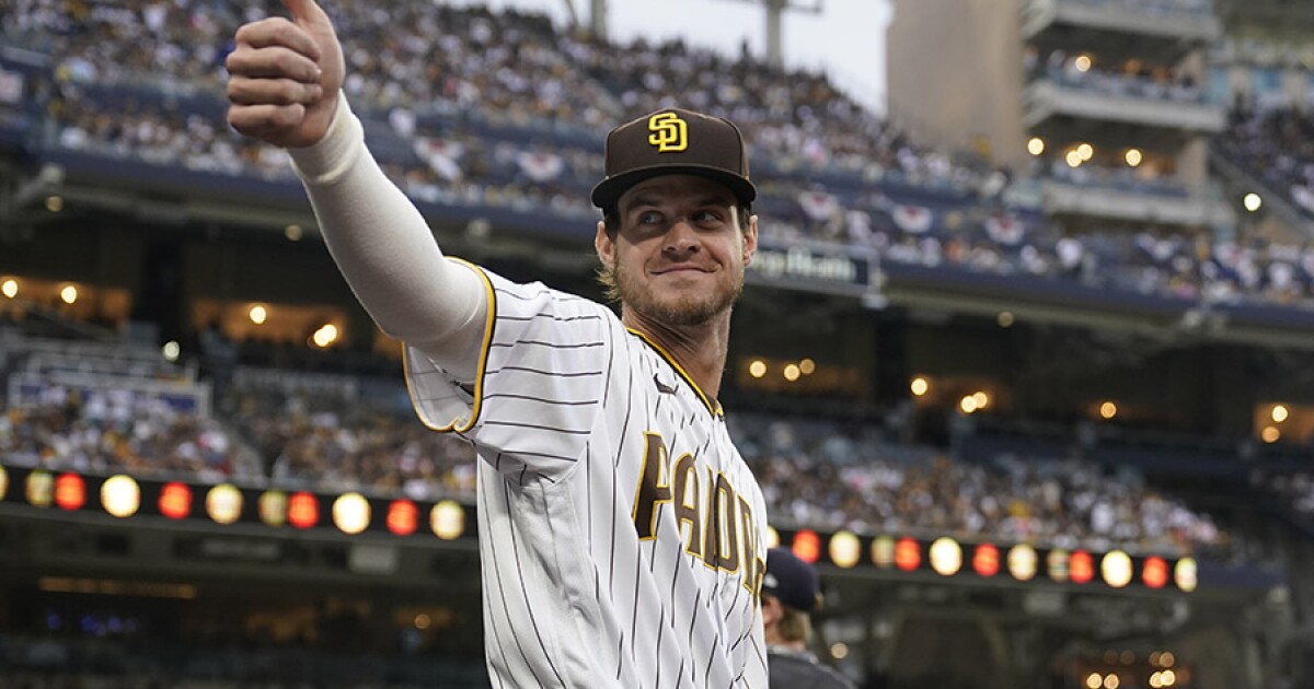 Former Padre Wil Myers Signs Free Agent Deal With Cincinnati Reds former-padre-wil-myers-signs-free-agent-deal-with-cincinnati-reds