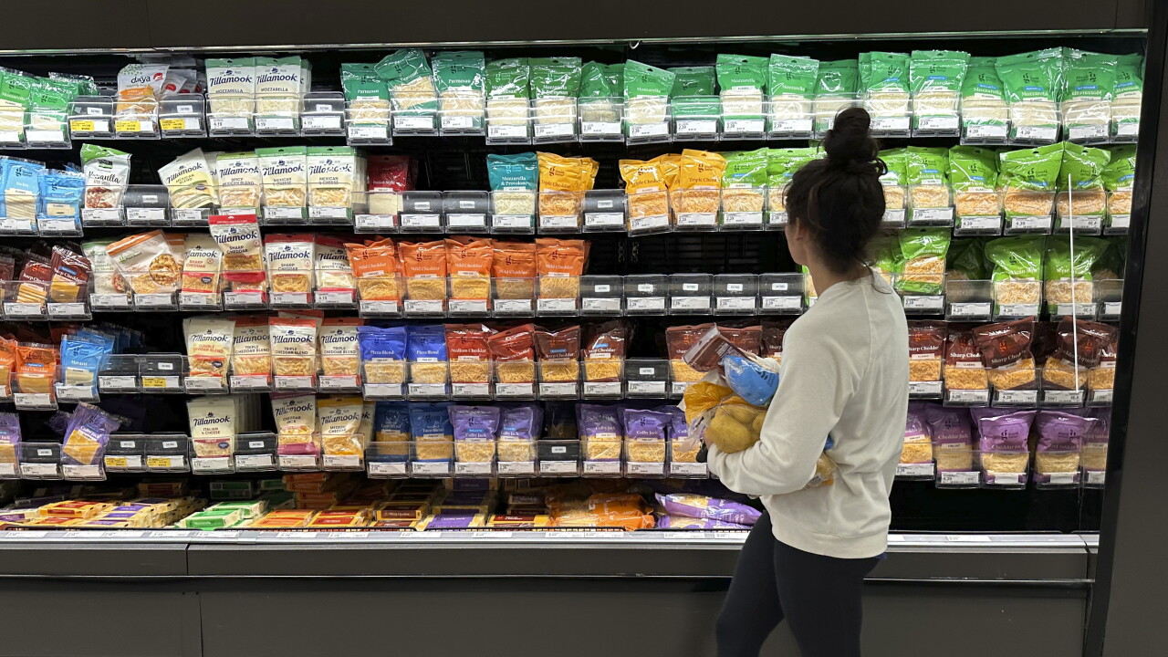 From unfilled gas tanks to fewer frills, US consumers are rethinking ...