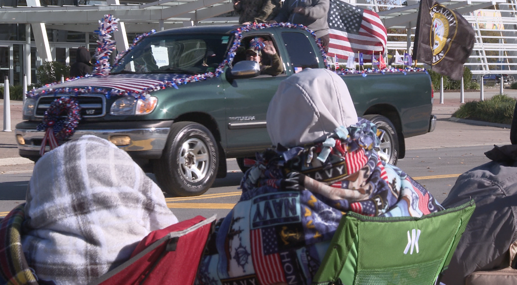 Cold weather can’t stop Virginia Beach from saluting its Veterans