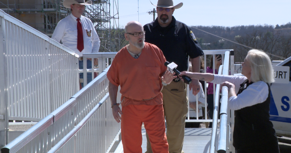 Osage County man sentenced to 25 years for molesting adopted sisters