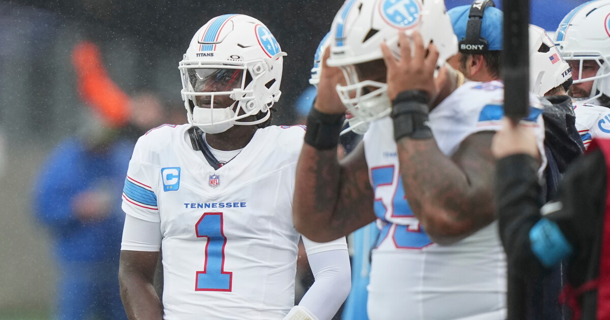 Layman: Ward’s Bad Throw Another Missed Opportunity for QB, Titans