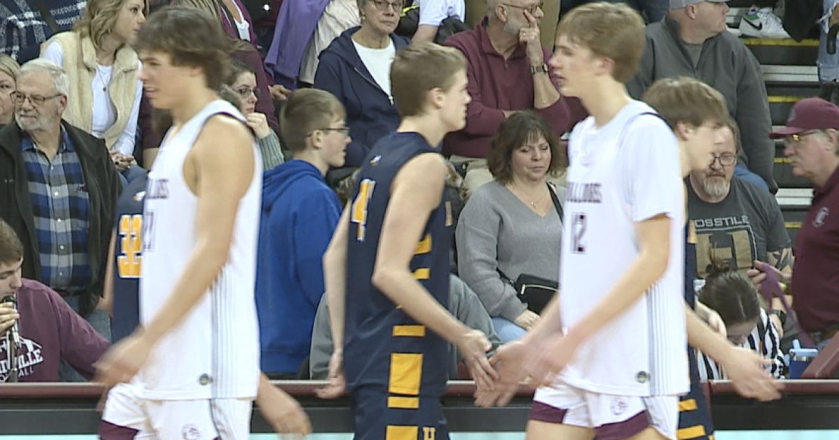 Blitz Report: Hudsonville, Belding boys round out regular season finale